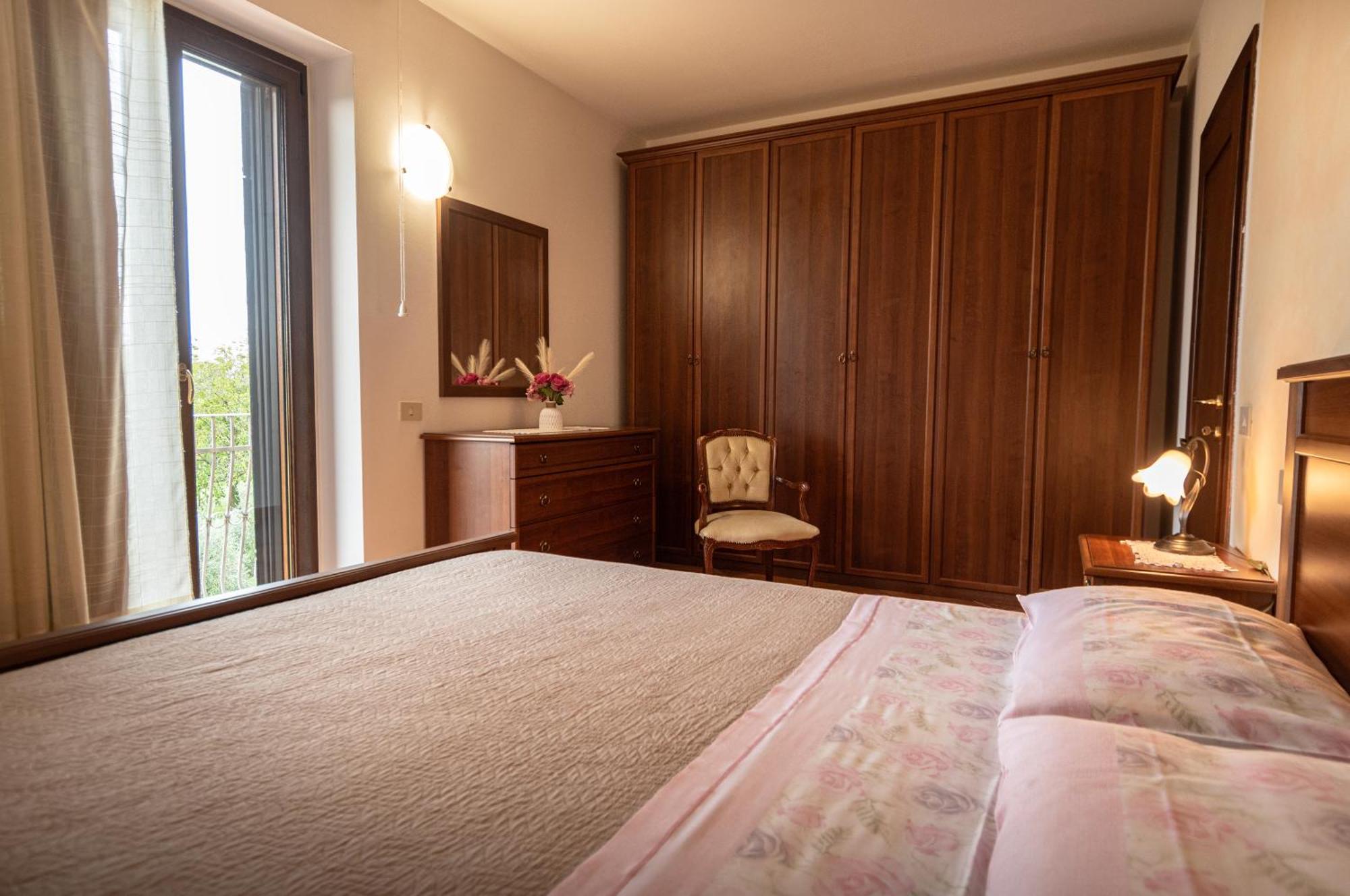 La Sorgente Del Subasio Apartments Ассізі Екстер'єр фото